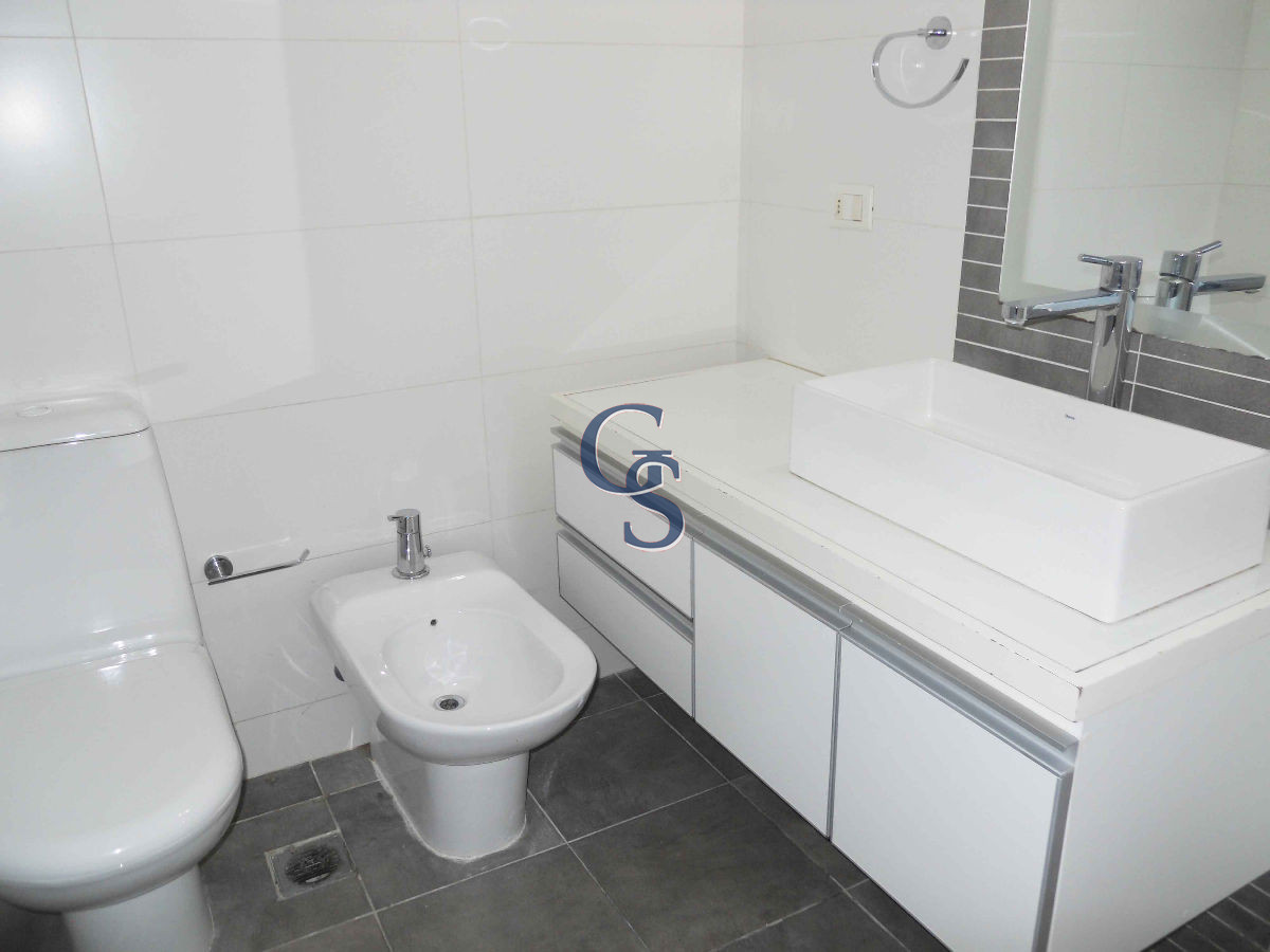 Apartamento ID.292113 - Apartamento se vende con renta anual 2 Dormitorios.