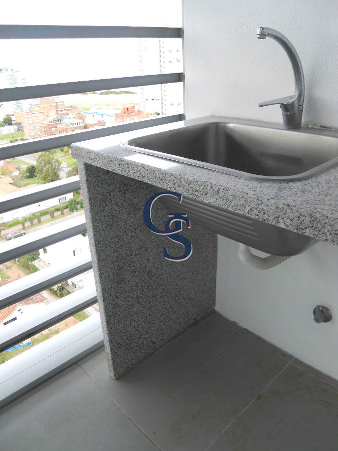 Apartamento ID.292113 - Apartamento se vende con renta anual 2 Dormitorios.