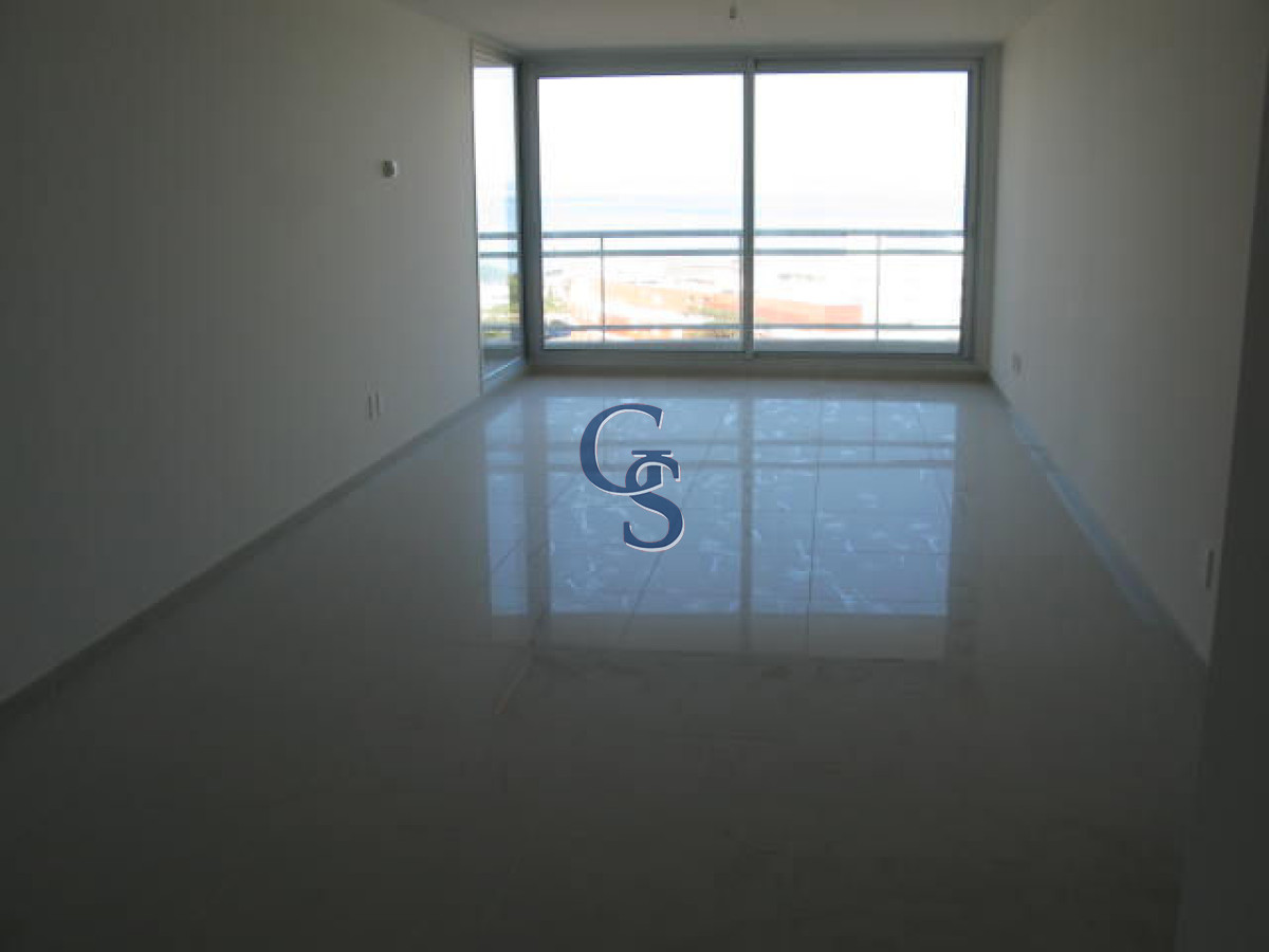 Apartamento ID.292293 - Apartamento en SUNRISE TOWER, Mansa, Punta del Este, 2 Dormitorios.
