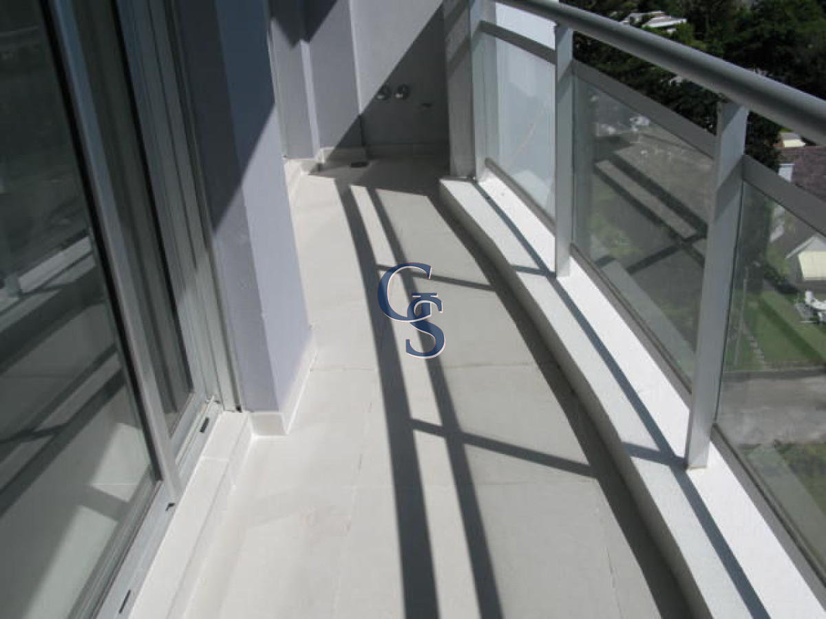 Apartamento ID.292293 - Apartamento en SUNRISE TOWER, Mansa, Punta del Este, 2 Dormitorios.