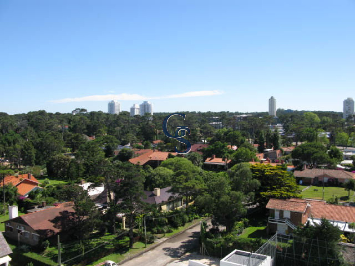 Apartamento ID.292293 - Apartamento en SUNRISE TOWER, Mansa, Punta del Este, 2 Dormitorios.