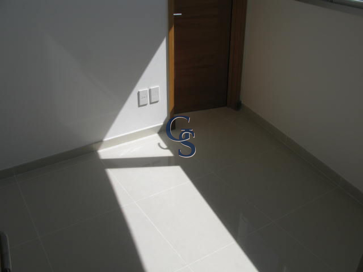 Apartamento ID.292293 - Apartamento en SUNRISE TOWER, Mansa, Punta del Este, 2 Dormitorios.