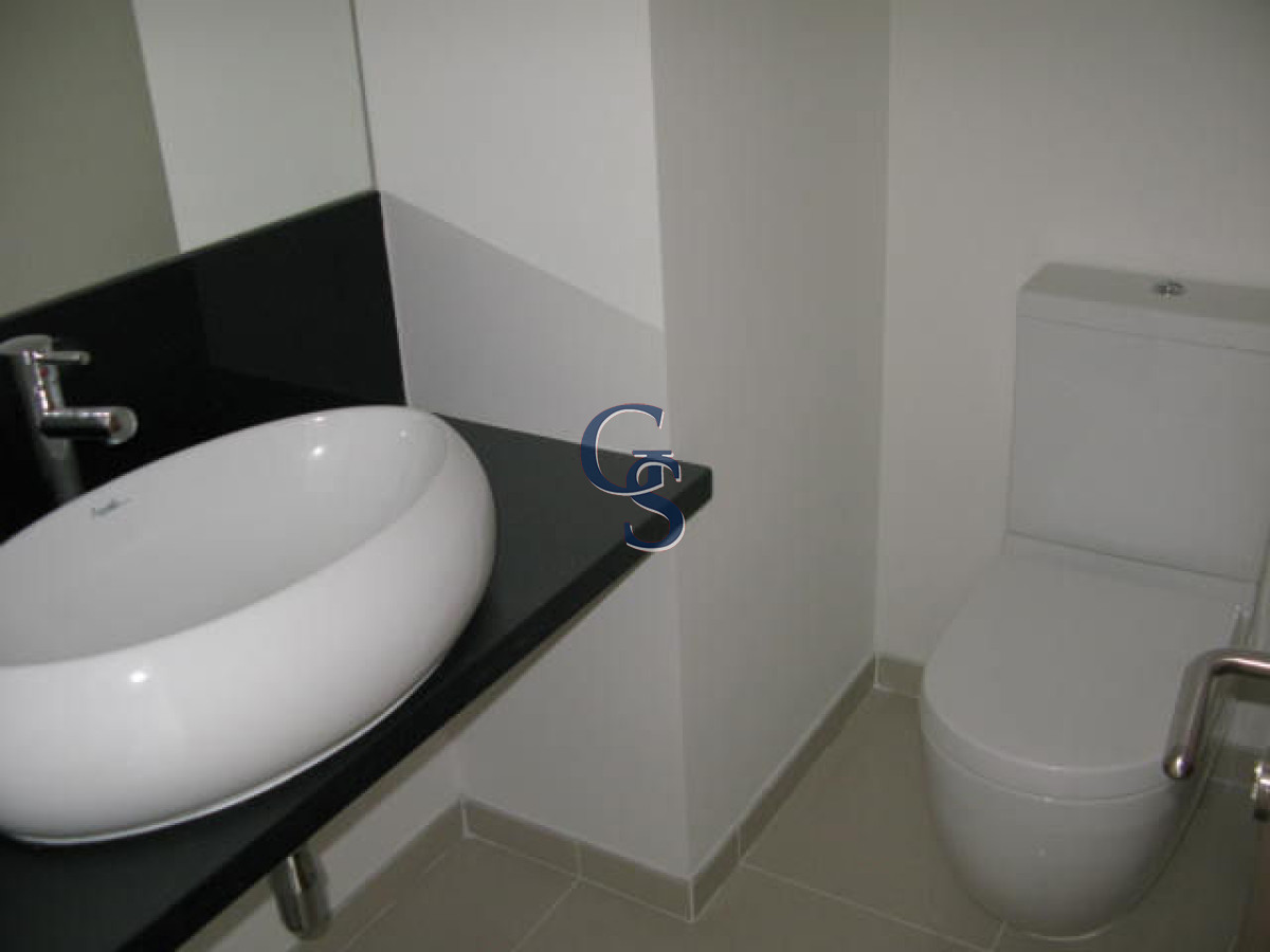 Apartamento ID.292293 - Apartamento en SUNRISE TOWER, Mansa, Punta del Este, 2 Dormitorios.