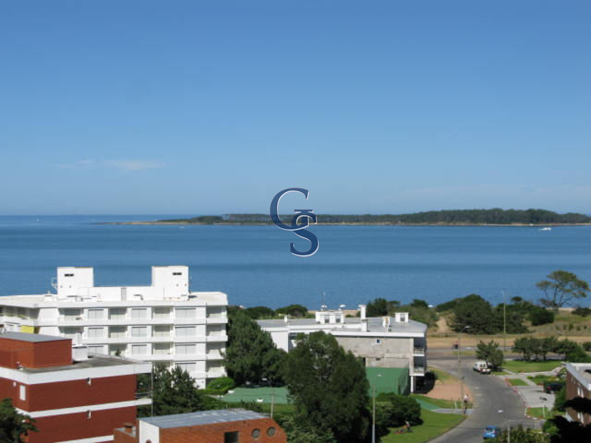 Apartamento ID.292293 - Apartamento en SUNRISE TOWER, Mansa, Punta del Este, 2 Dormitorios.