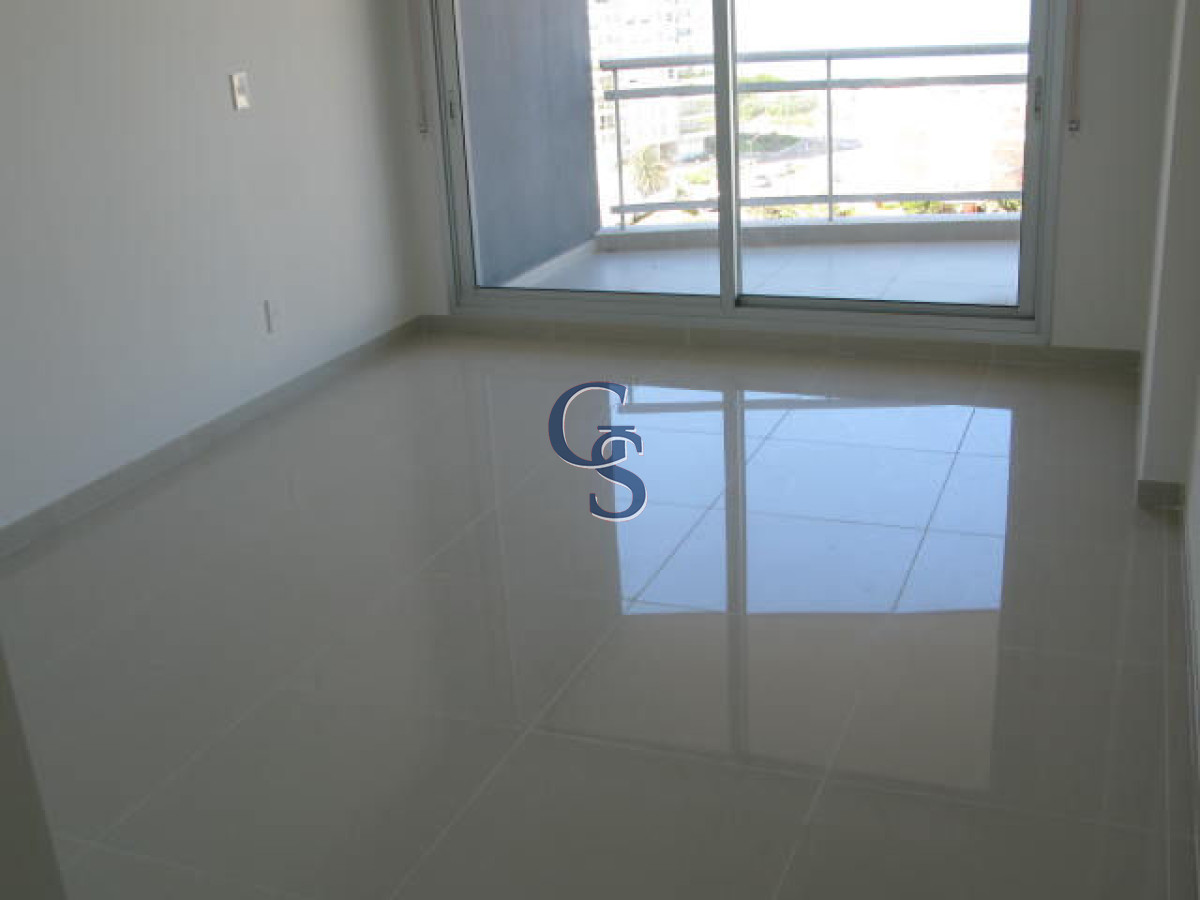 Apartamento ID.292293 - Apartamento en SUNRISE TOWER, Mansa, Punta del Este, 2 Dormitorios.
