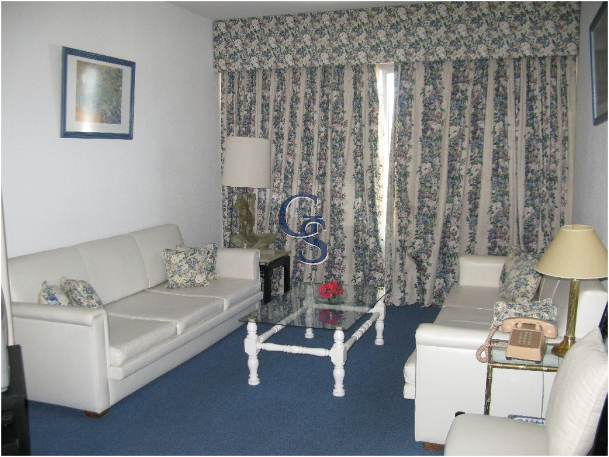 Apartamento ID.292316 - Apartamento en SANTOS DUMONT, Peninsula, Punta del Este, 1 Dormitorios.
