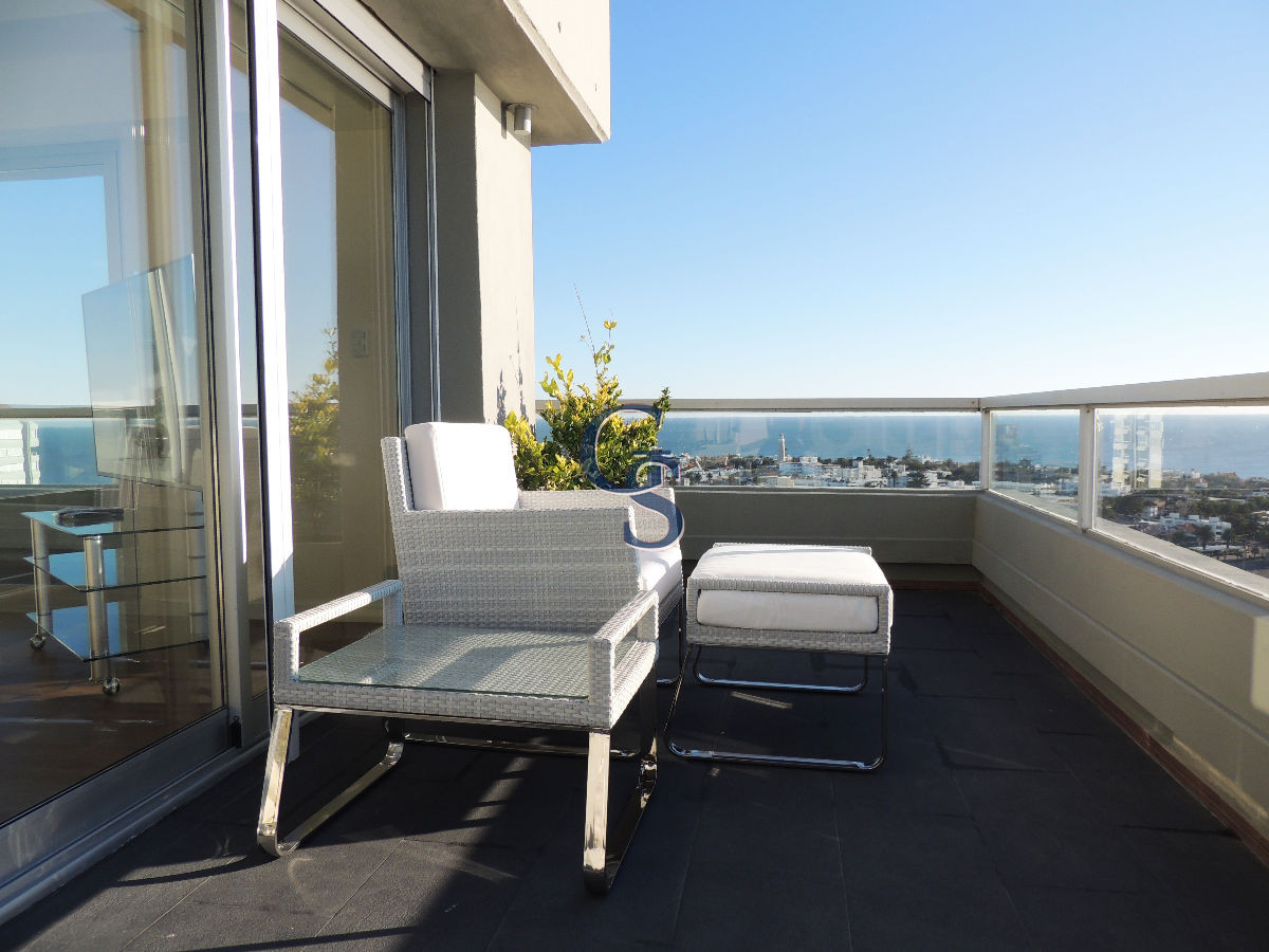 Apartamento ID.292743 - En el corazon de la Península. Con inmejorables vistas al Puerto y la bahia.