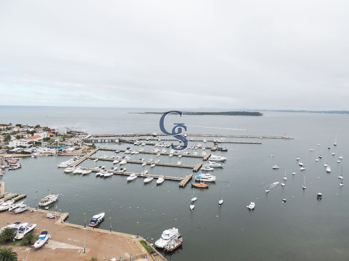 Apartamento ID.292743 - En el corazon de la Península. Con inmejorables vistas al Puerto y la bahia.