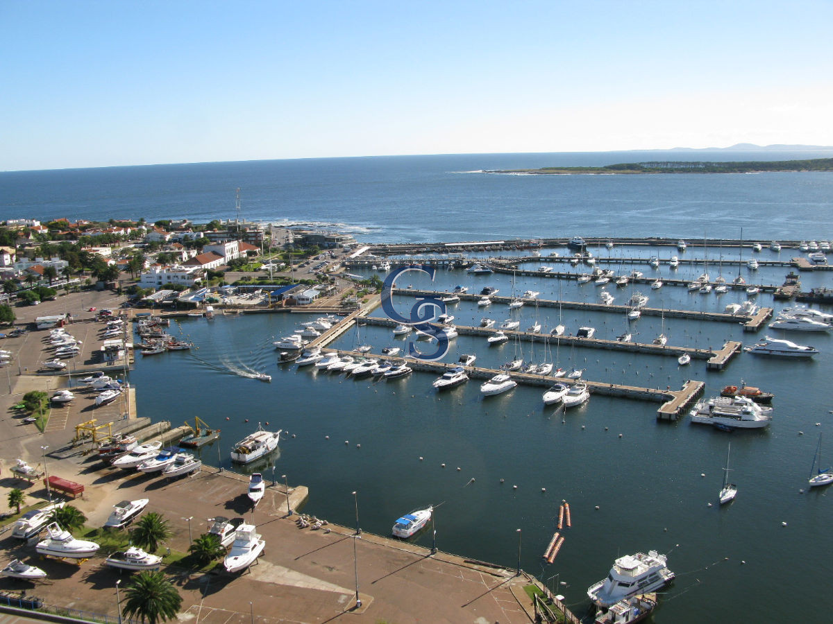 Apartamento ID.292743 - En el corazon de la Península. Con inmejorables vistas al Puerto y la bahia.