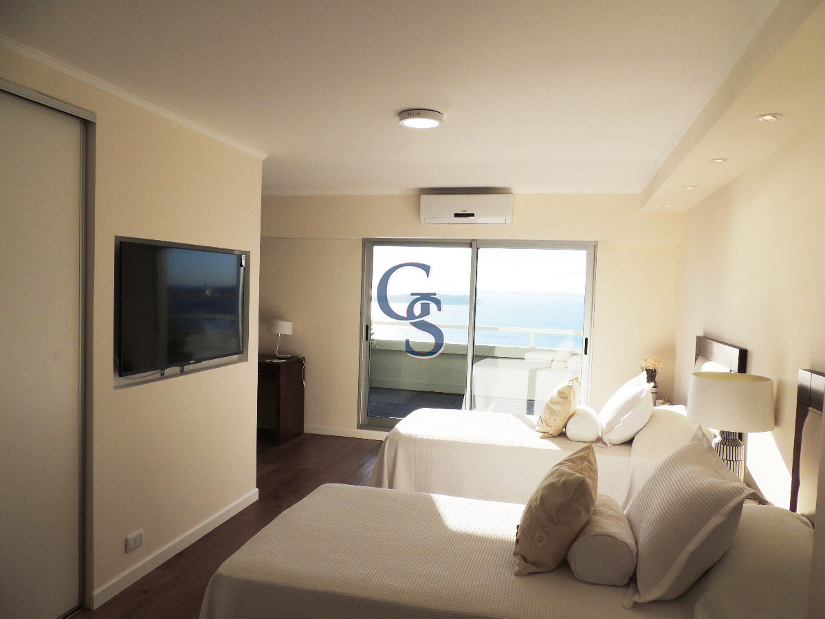 Apartamento ID.292743 - En el corazon de la Península. Con inmejorables vistas al Puerto y la bahia.