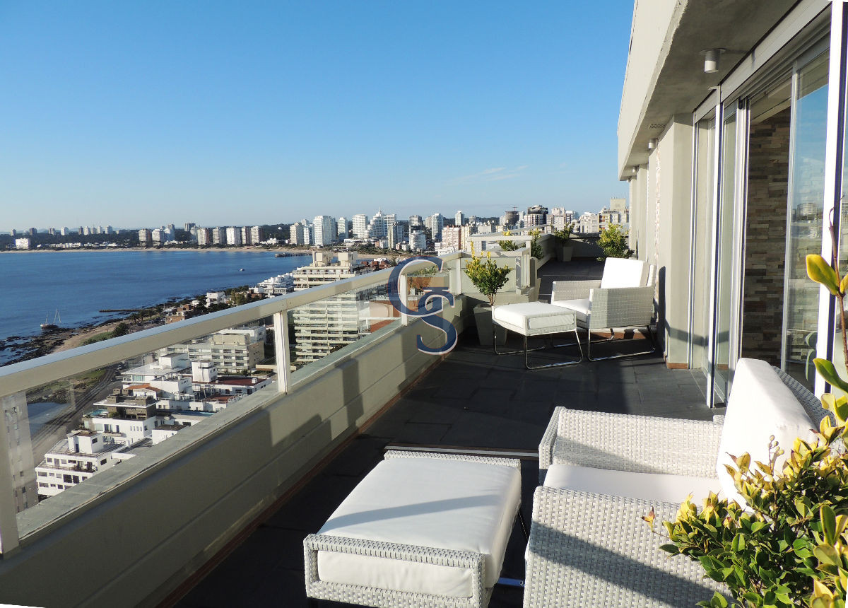 Apartamento ID.292743 - En el corazon de la Península. Con inmejorables vistas al Puerto y la bahia.