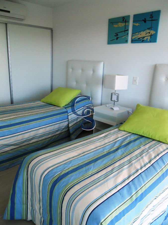 Apartamento ID.292965 - Torre nueva a pasos de Playa Brava. 