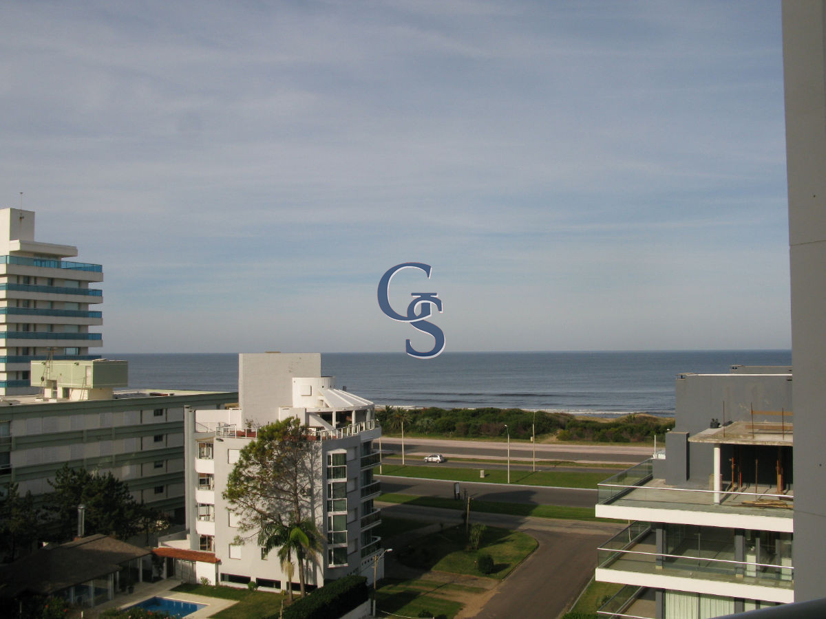 Apartamento ID.293069 - Torre a metros de Playa Brava. 