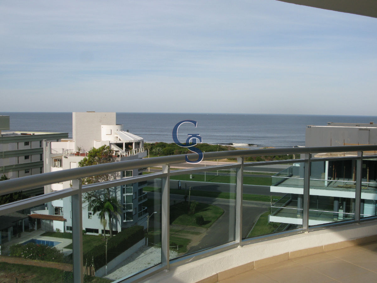 Apartamento ID.293069 - Torre a metros de Playa Brava. 
