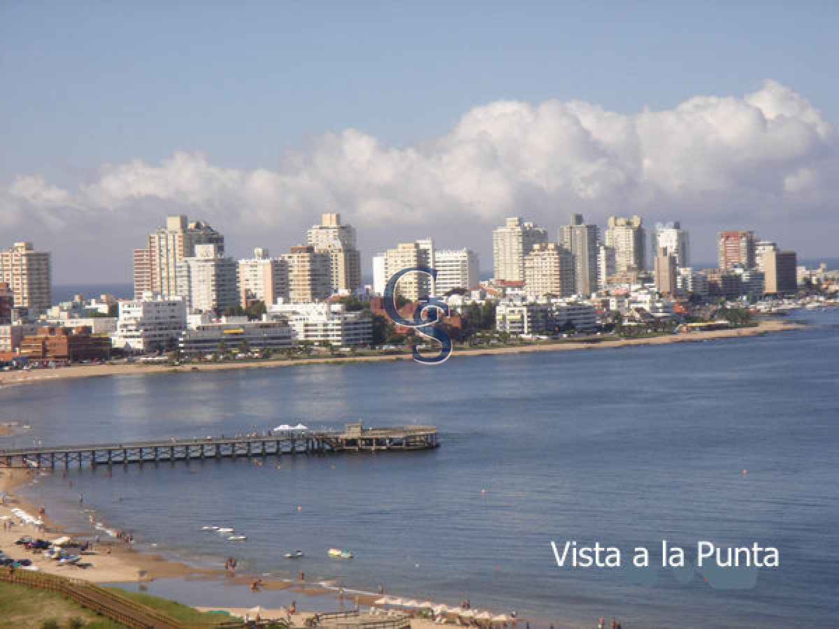 Apartamento ID.673 - La mejor vista a la Mansa, puerto y Punta Ballena  en primera fila. 