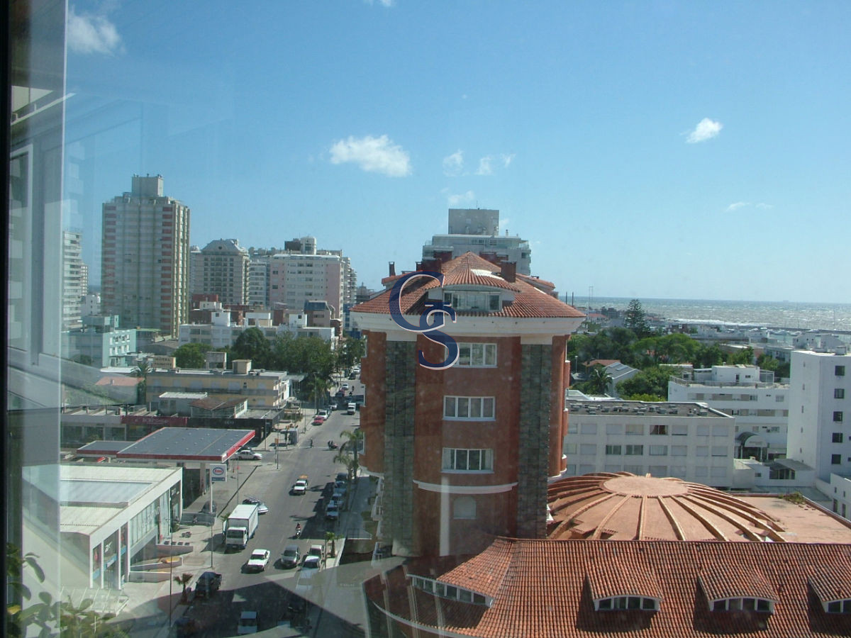 Apartamento ID.712 - Apartamento en EL TORREON, Mansa, Punta del Este, 3 Dormitorios.