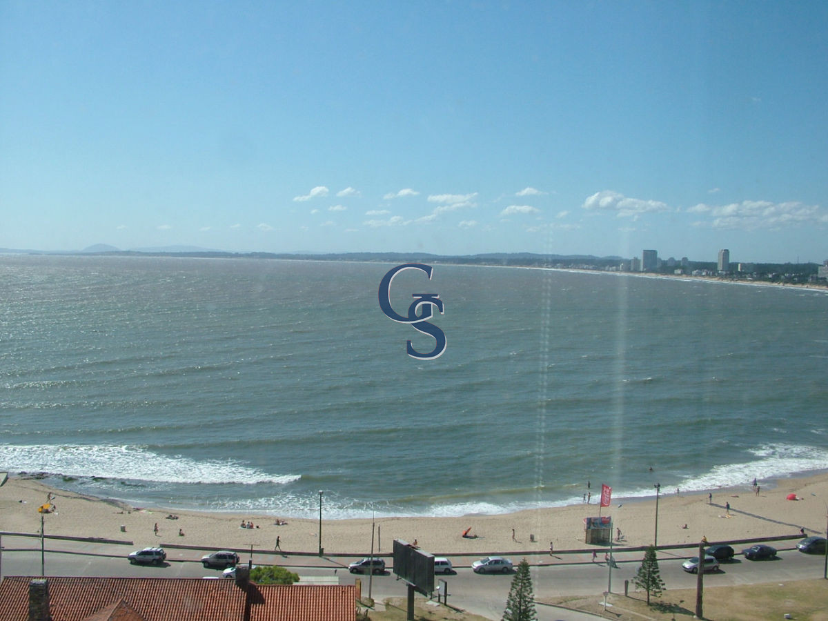 Apartamento ID.712 - Apartamento en EL TORREON, Mansa, Punta del Este, 3 Dormitorios.