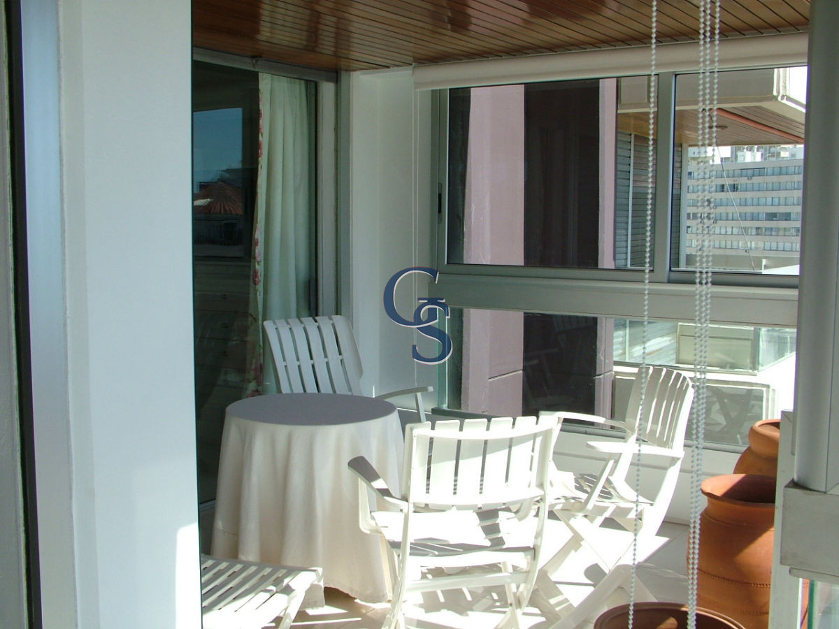 Apartamento ID.712 - Apartamento en EL TORREON, Mansa, Punta del Este, 3 Dormitorios.