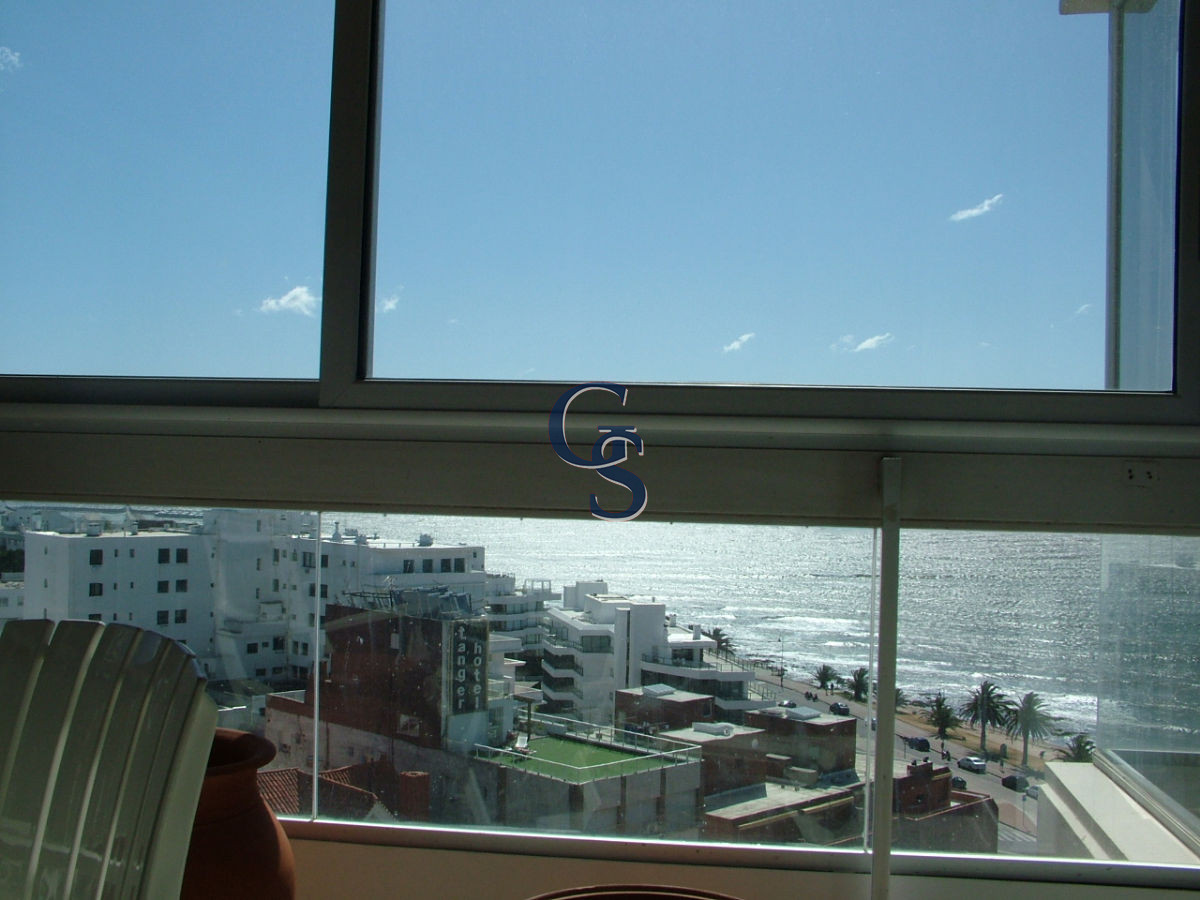Apartamento ID.712 - Apartamento en EL TORREON, Mansa, Punta del Este, 3 Dormitorios.