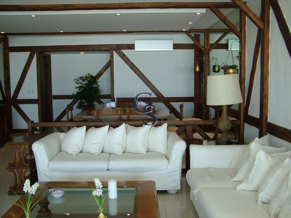 Apartamento ID.712 - Apartamento en EL TORREON, Mansa, Punta del Este, 3 Dormitorios.