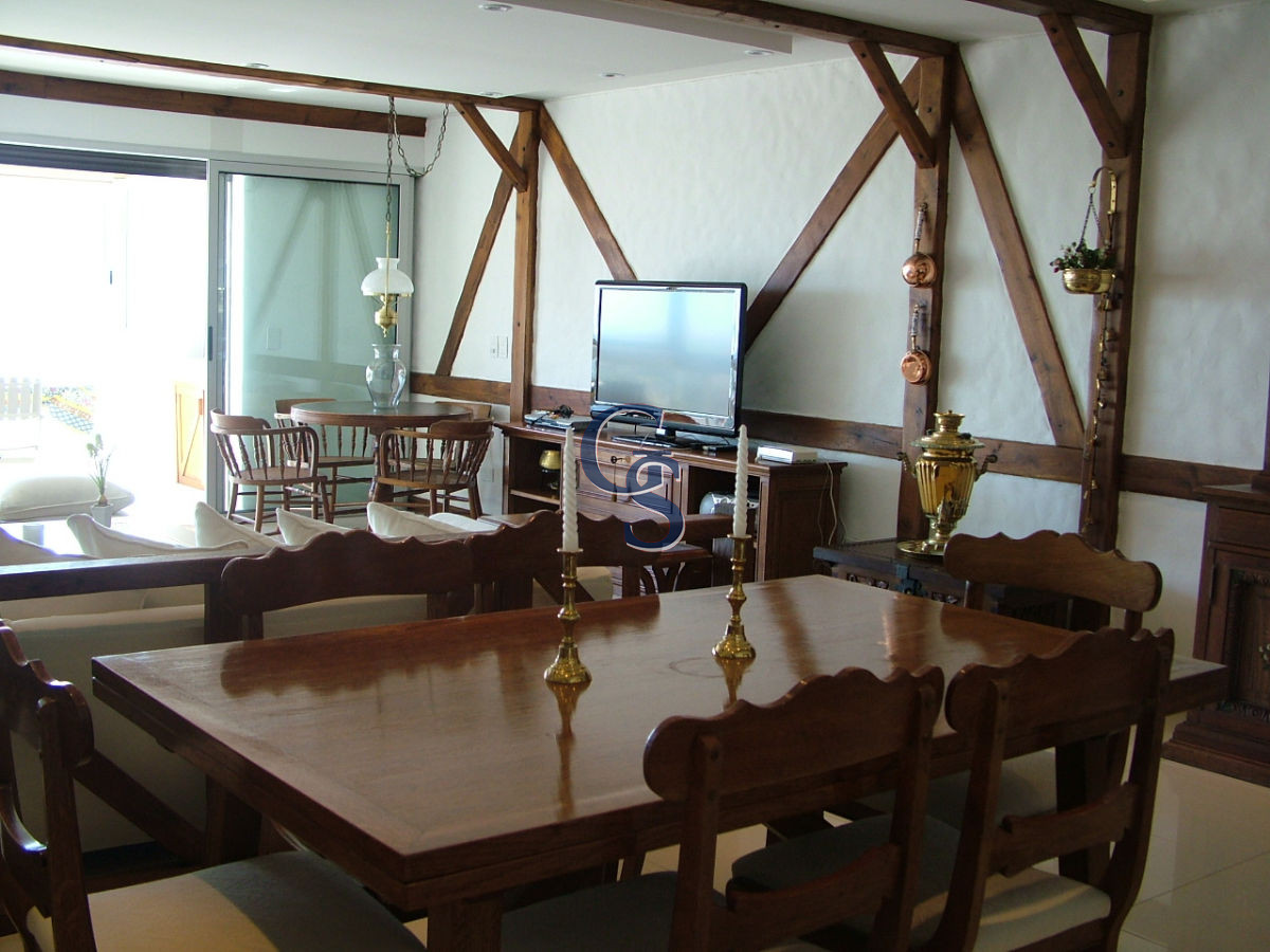 Apartamento ID.712 - Apartamento en EL TORREON, Mansa, Punta del Este, 3 Dormitorios.