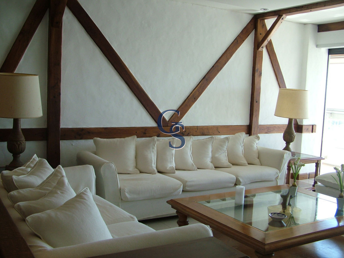 Apartamento ID.712 - Apartamento en EL TORREON, Mansa, Punta del Este, 3 Dormitorios.