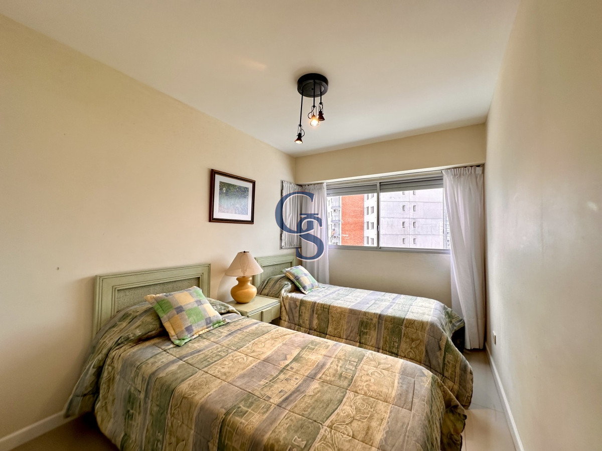 Apartamento ID.90395 - A pasitos del mar, de playa Brava, rodeado de todos los servicios.