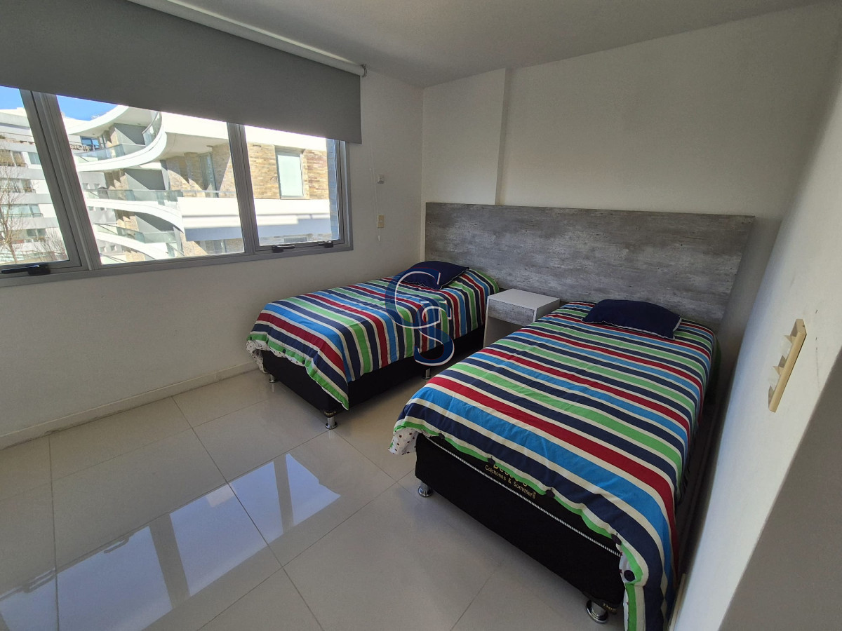 Apartamento ID.293118 - Pent house en 1° fila.   A ESTRENAR