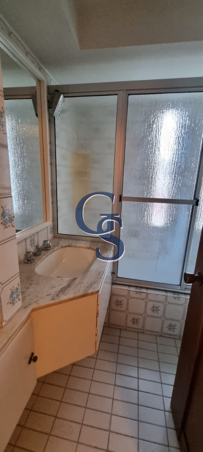 Apartamento ID.299597 - edificio sobre Rambla 