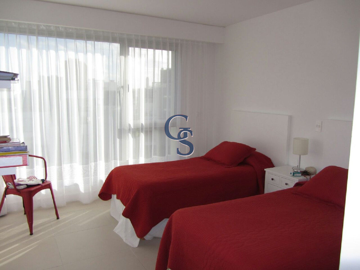 Apartamento ID.291975 - En 1   fila de Rincón del Indio.