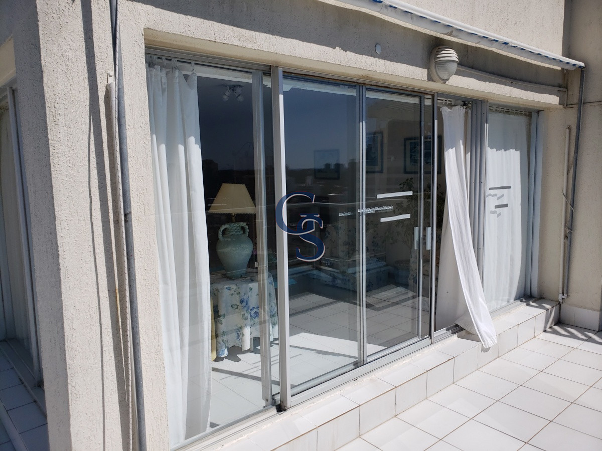 Apartamento ID.1285 - Penthouse con vista almar. 