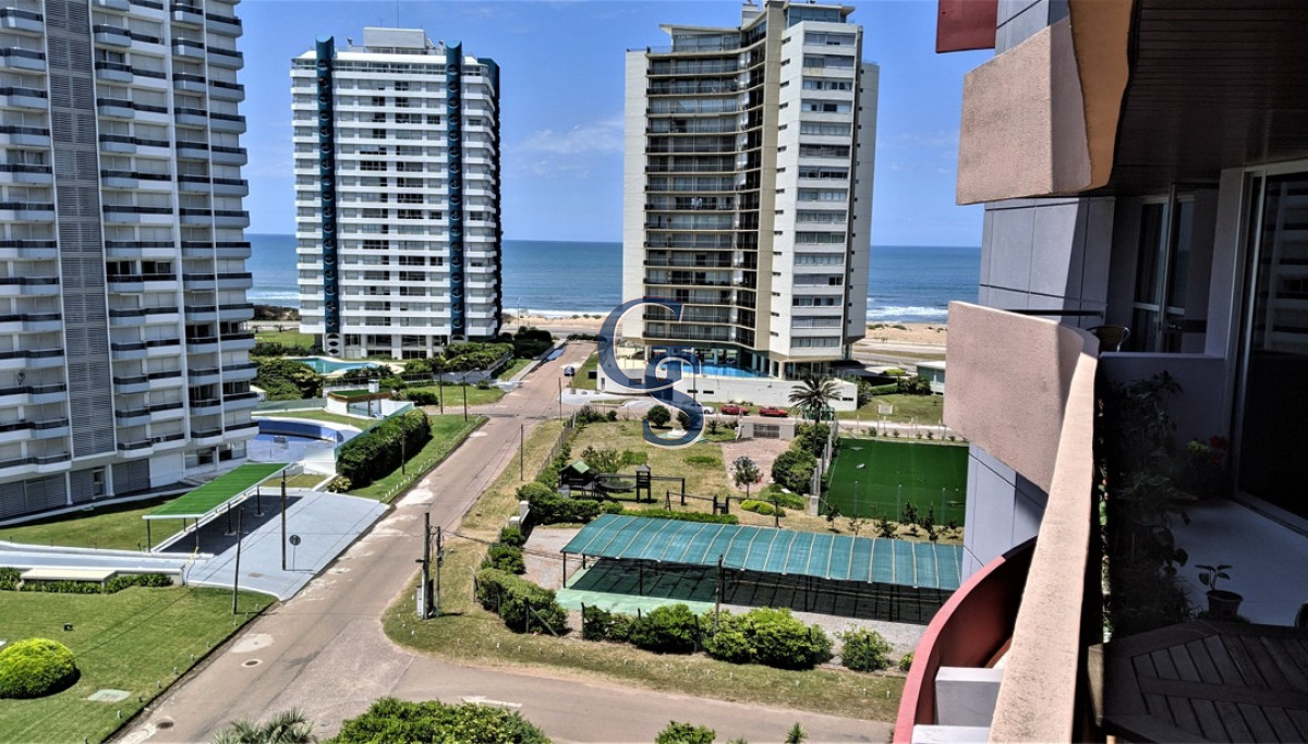 Apartamento ID.290906 - Próximo a playa brava.