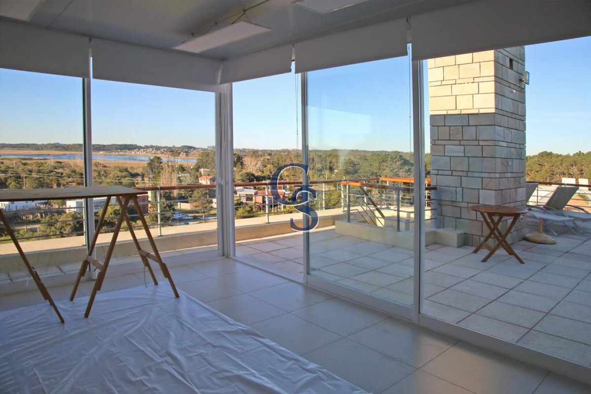 Apartamento ID.297514 - Exclusivo complejo frente a Playa Mansa