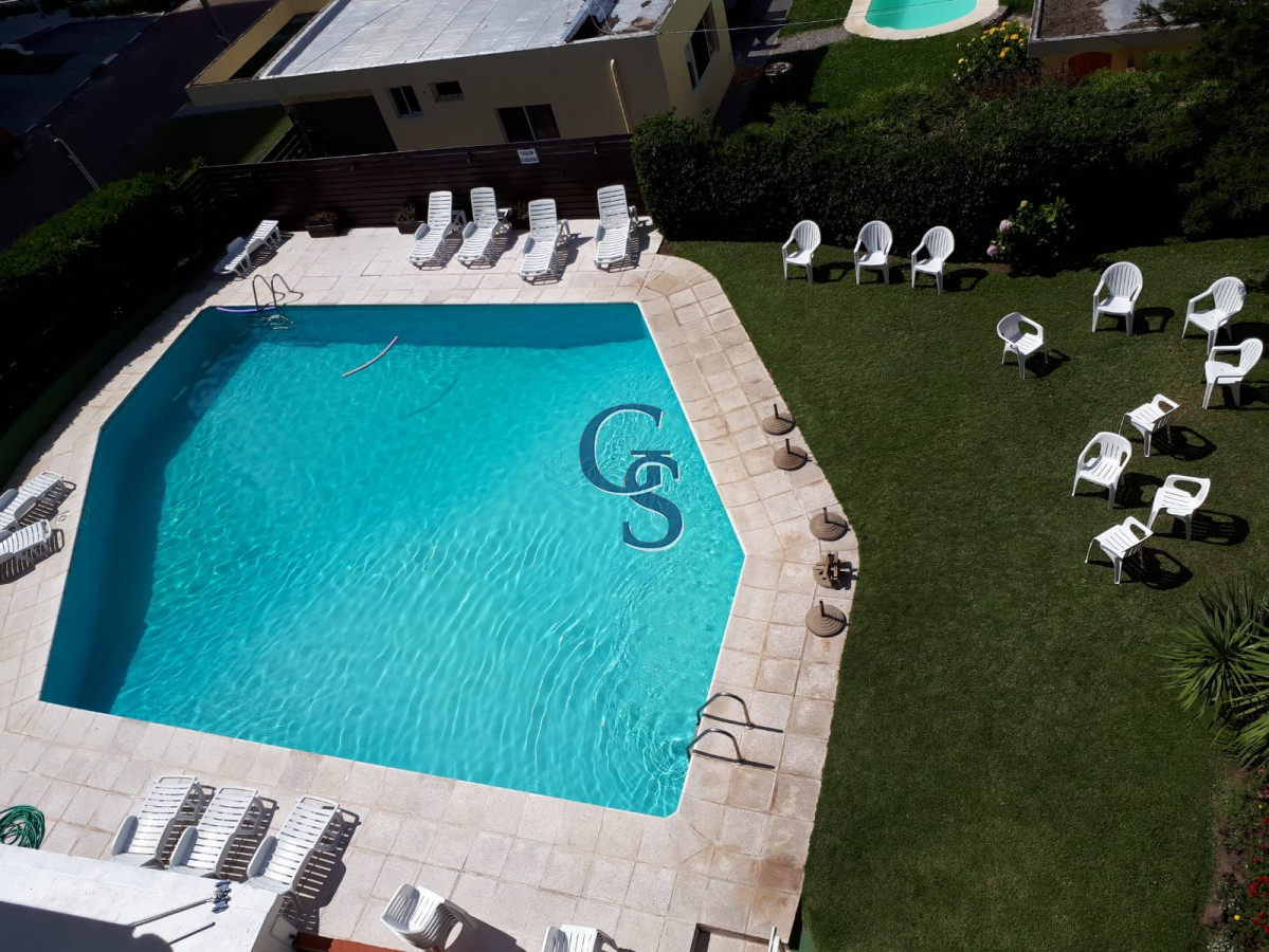 Apartamento ID.292601 - Mansa, parada 14.   A pasos del mar. 