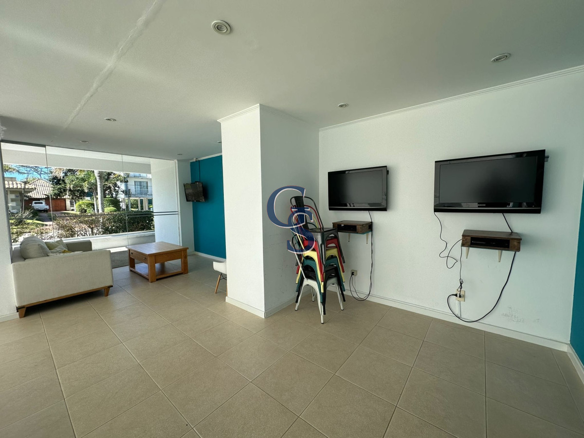 Apartamento ID.2294 - Próximo a Playa Mansa.