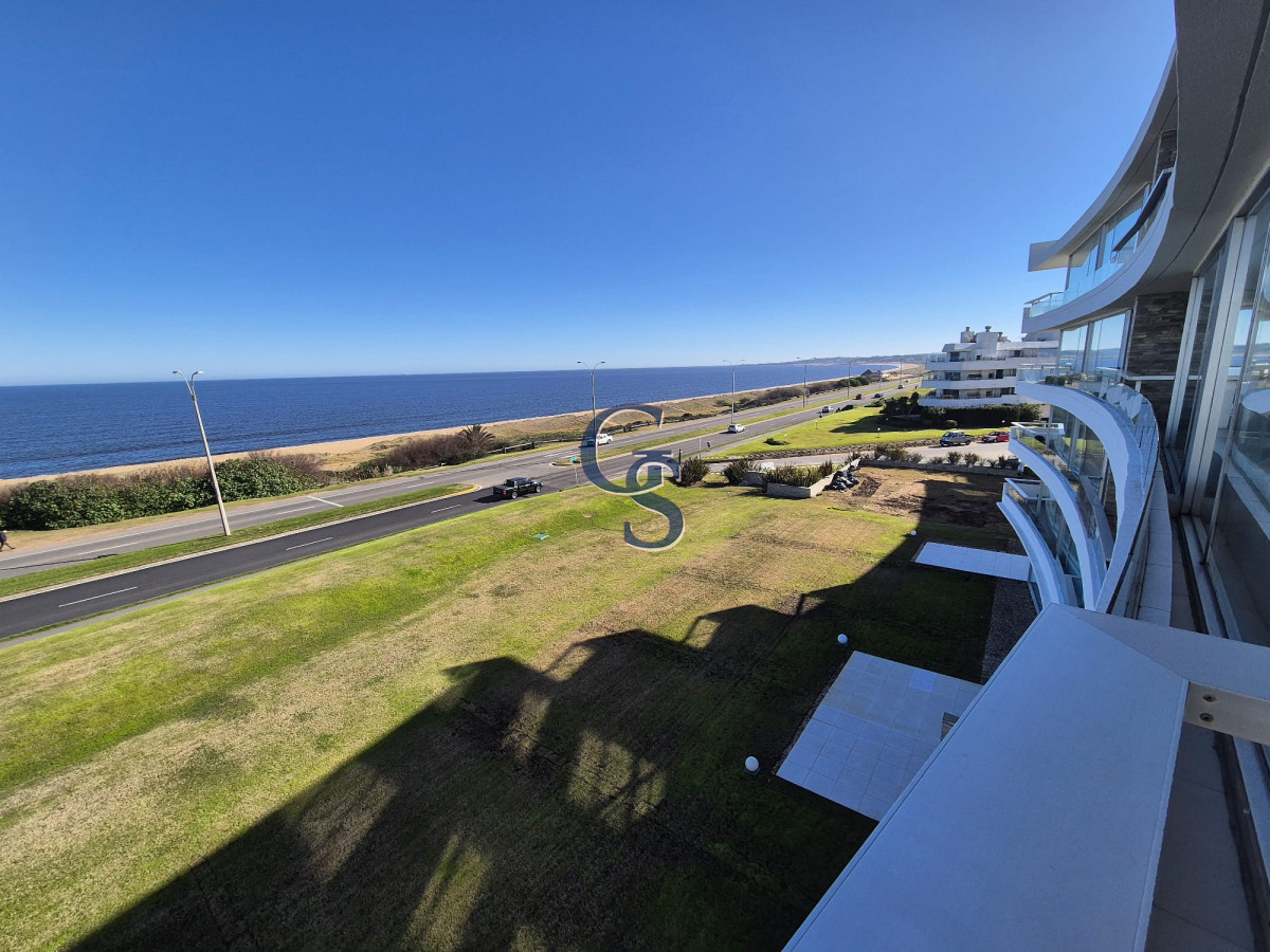 Apartamento ID.293118 - Pent house en 1° fila.   A ESTRENAR