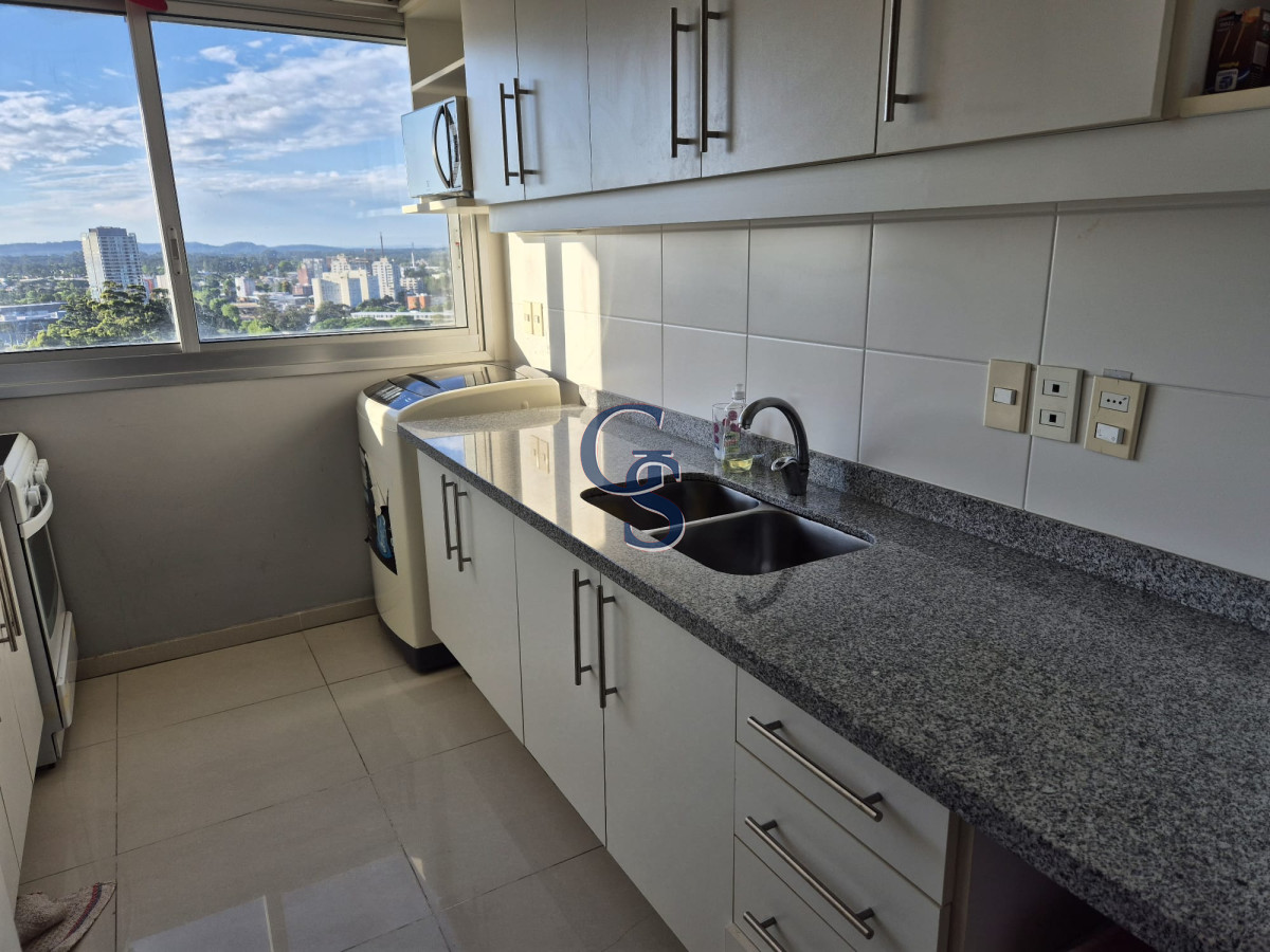 Apartamento ID.298211 - Piso alto. 