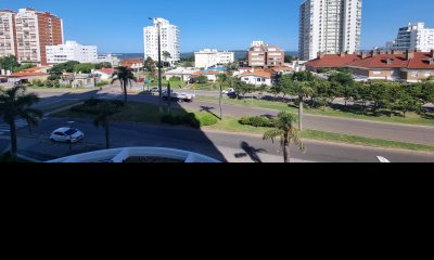 Apartamento en ART BOULEVARD, Mansa, Punta del Este, 2 Dormitorios.