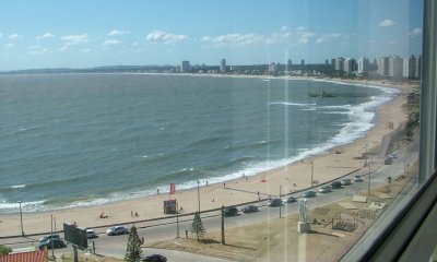 Apartamento en EL TORREON, Mansa, Punta del Este, 3 Dormitorios.