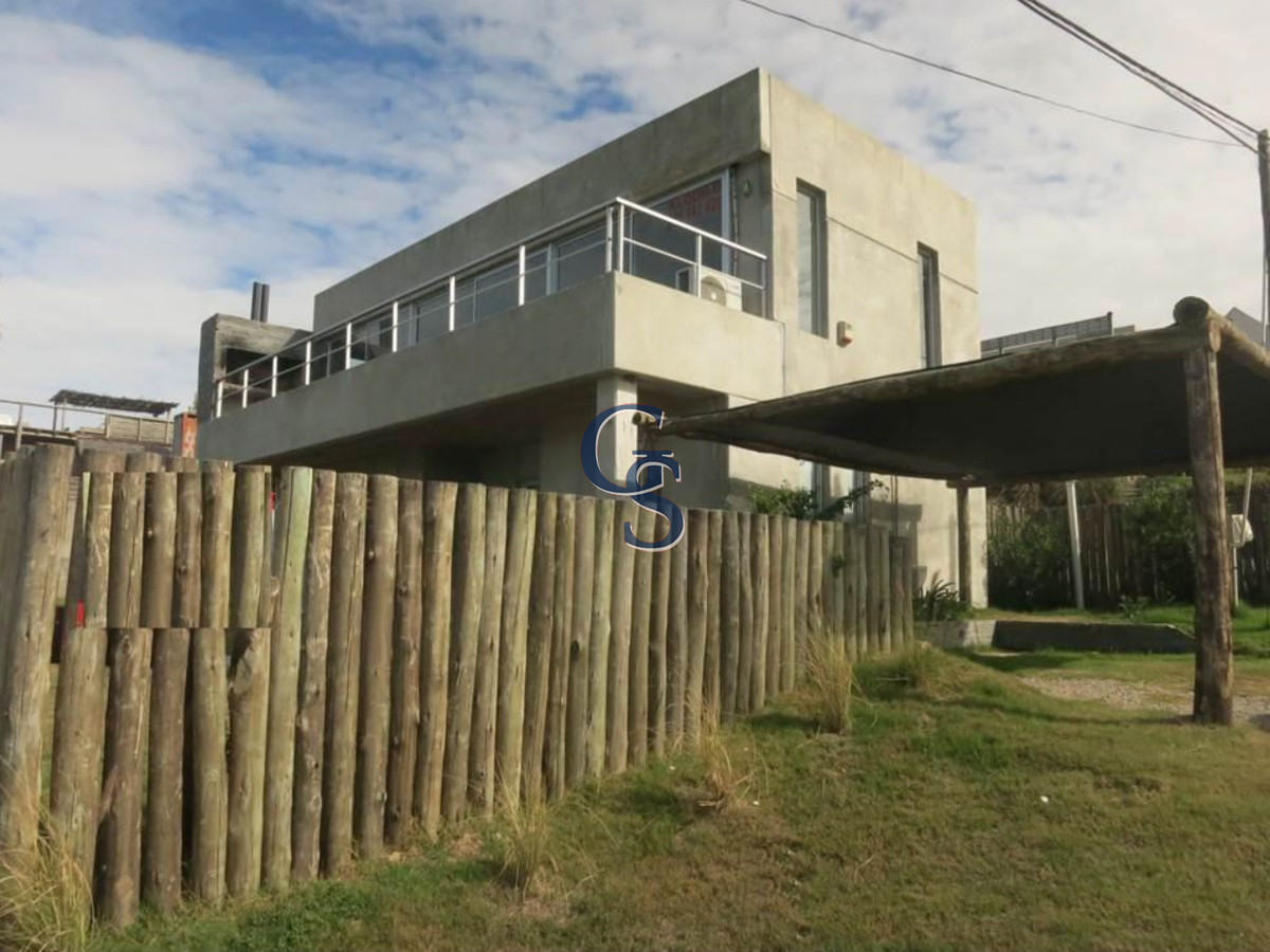Casa ID.295026 - Chalet de moderno diseño a metros del mar.