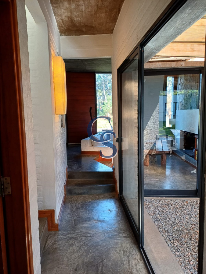 Casa ID.295110 - Chalet con moderno diseño en Montoya