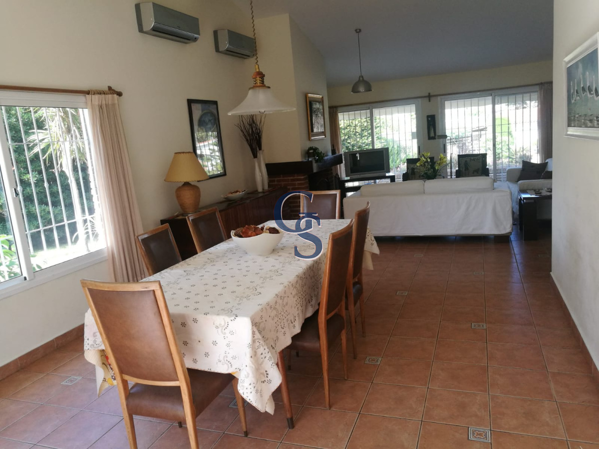 Casa ID.294386 - En zona tranquila. 