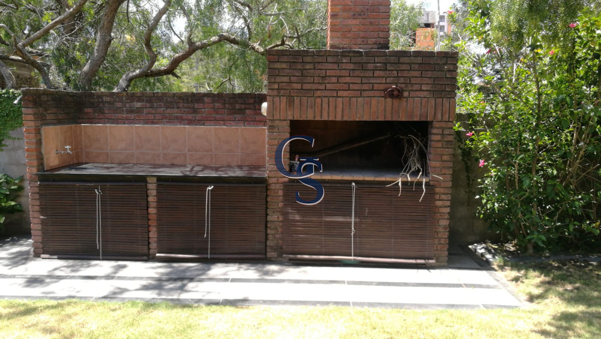 Casa ID.294386 - En zona tranquila. 