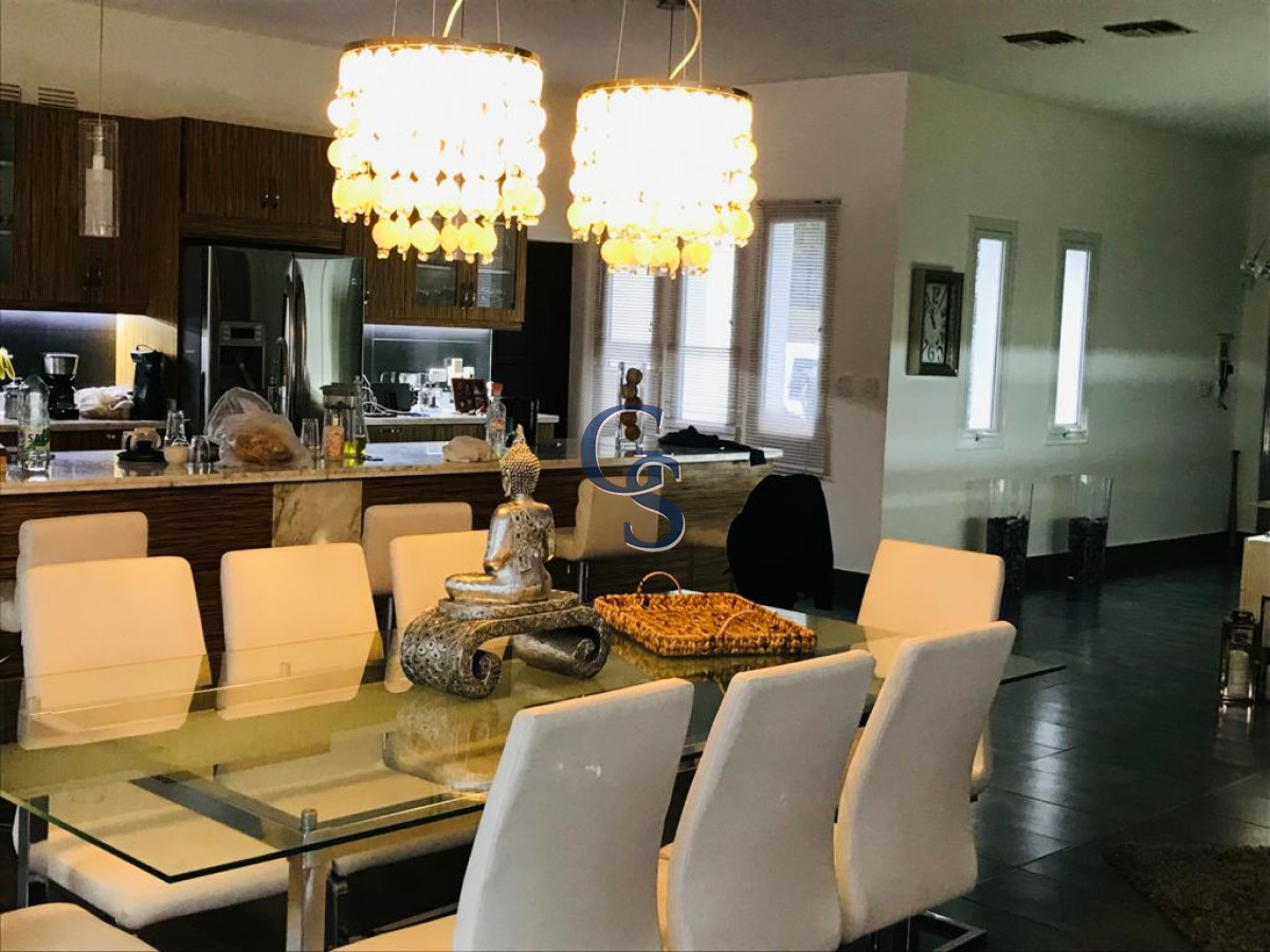 Casa ID.295183 - Casa en Pinares, 3 dormitorios *