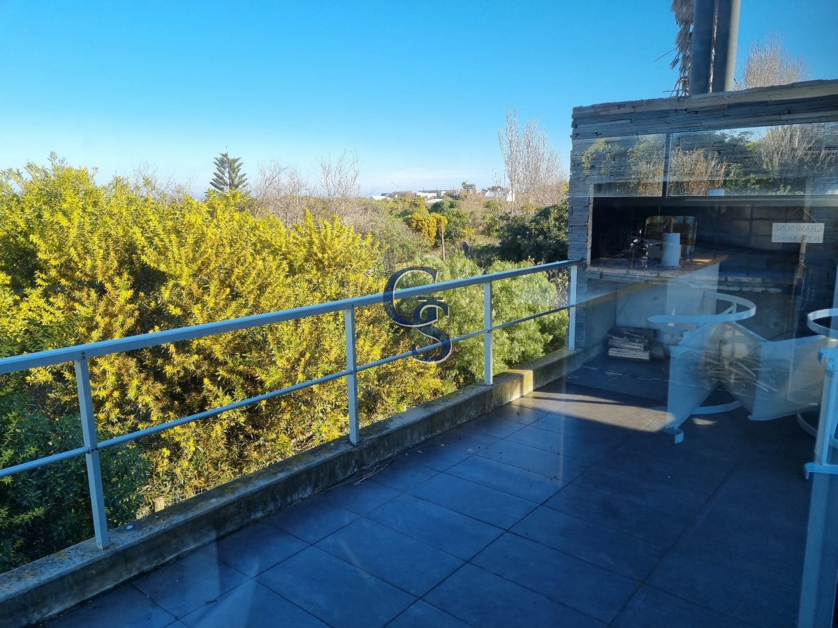 Casa ID.295026 - Chalet de moderno diseño a metros del mar.