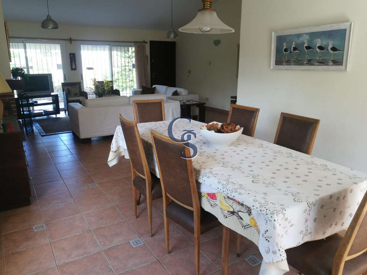 Casa ID.294386 - En zona tranquila. 