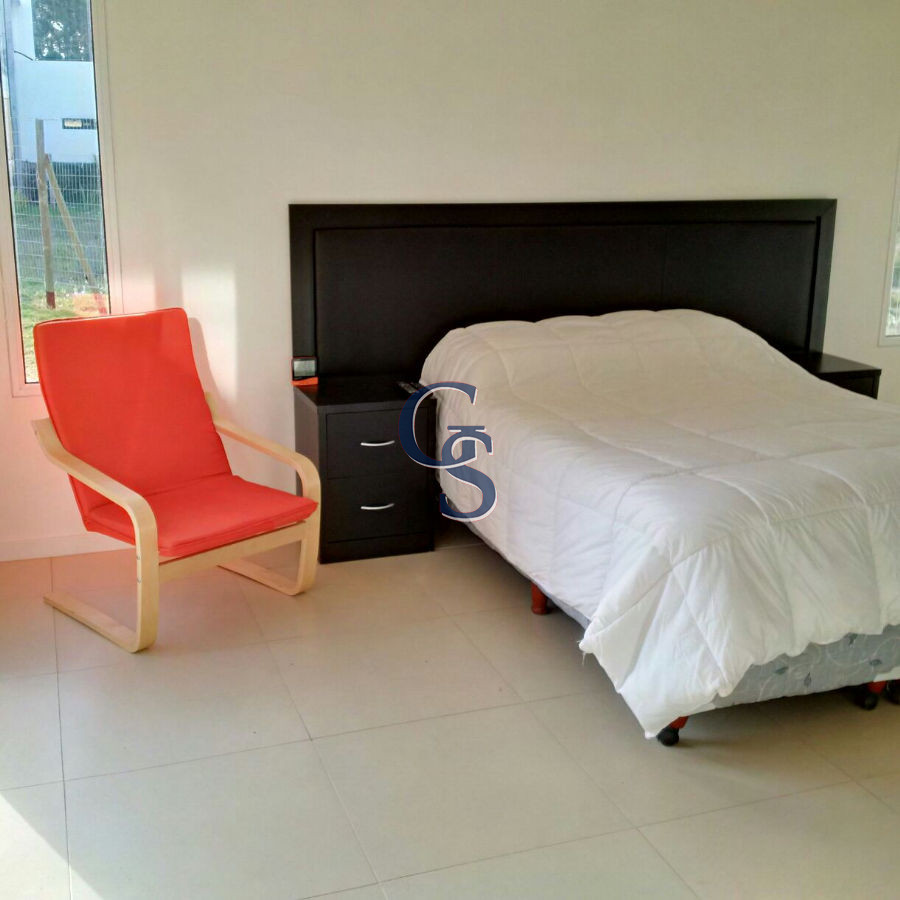 Casa ID.295307 - Moderno chalet estilo minimalista de 200 m2  desarrollado en 2 plantas