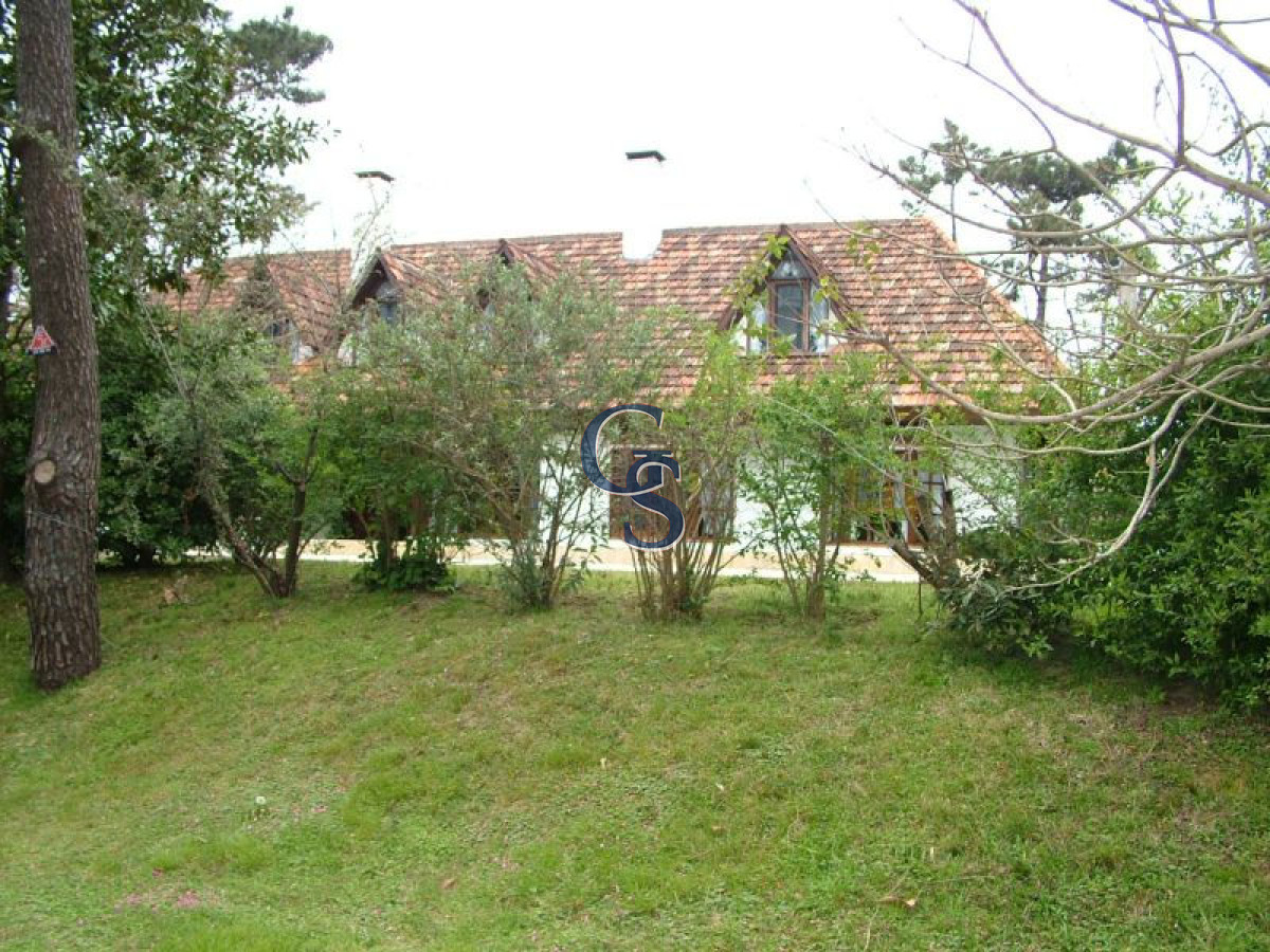 Casa ID.293166 - en zona residencial cerca de todo 
