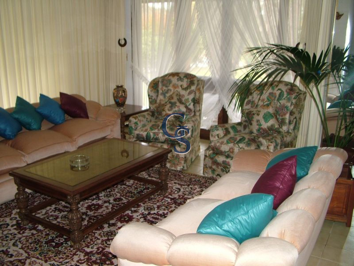 Casa ID.293166 - en zona residencial cerca de todo 