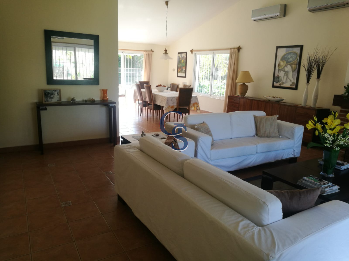Casa ID.294386 - En zona tranquila. 